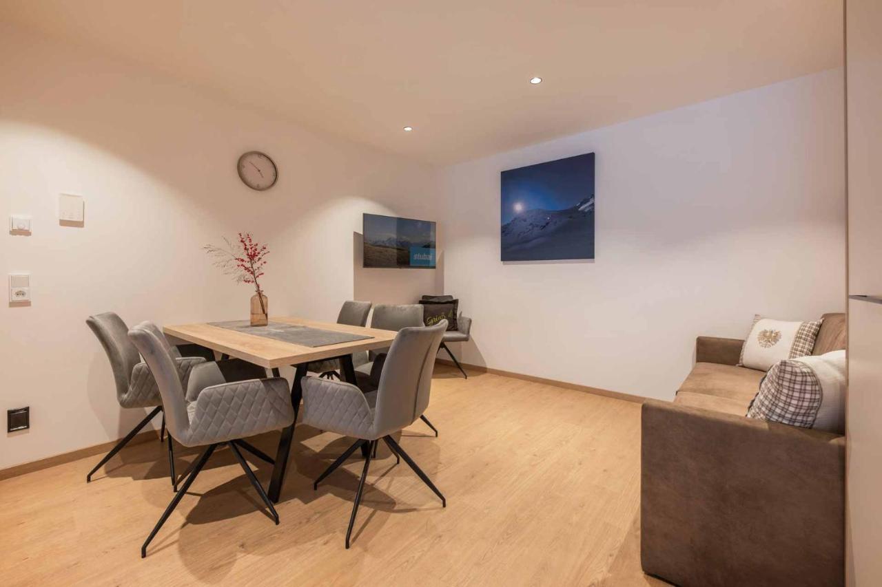 Apartment Serles ניוסטיפט אים סטובאיטל מראה חיצוני תמונה